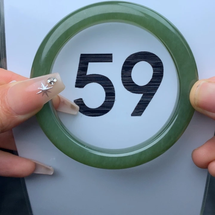 未镶嵌手镯和田玉39