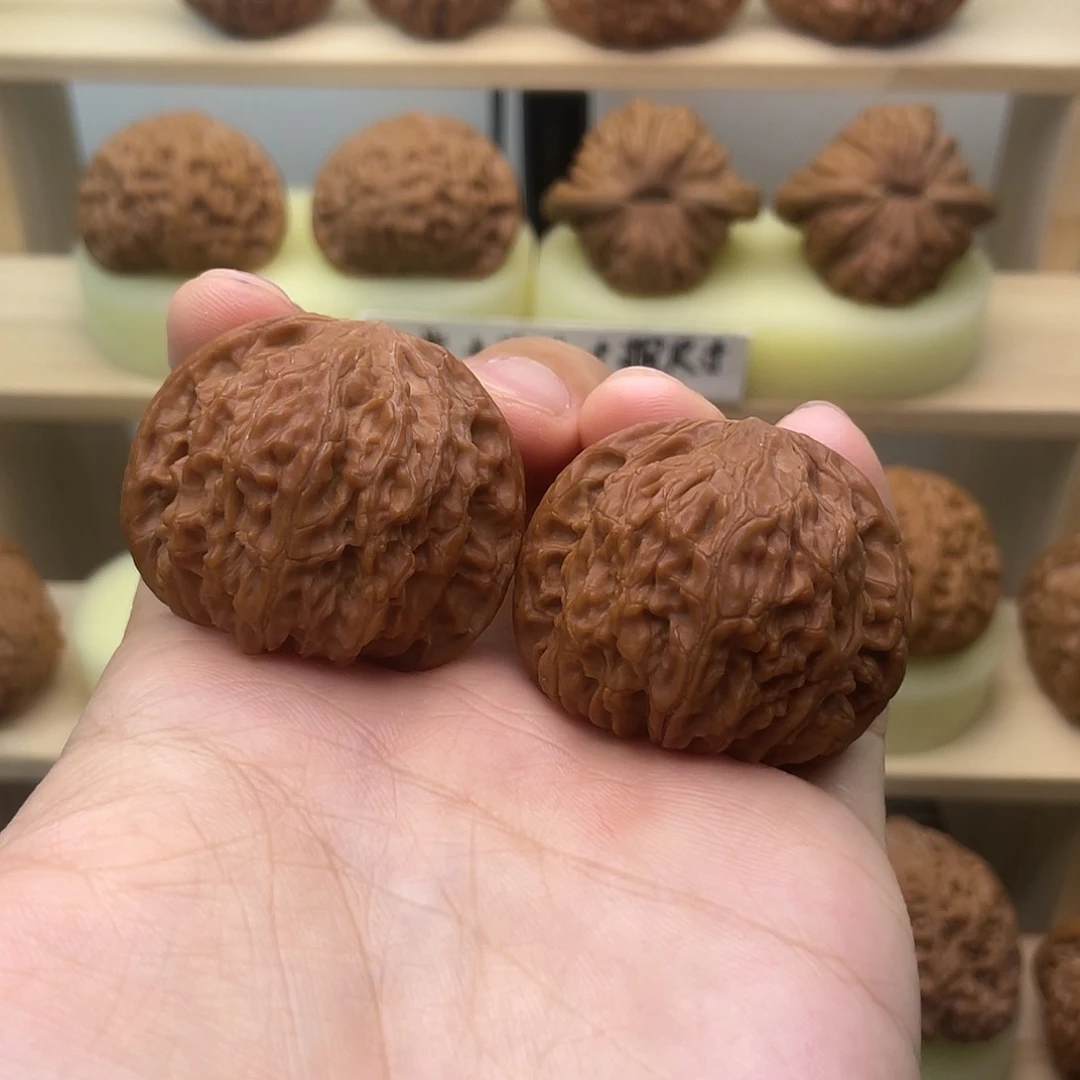 文玩核桃吊坠40全品正磨