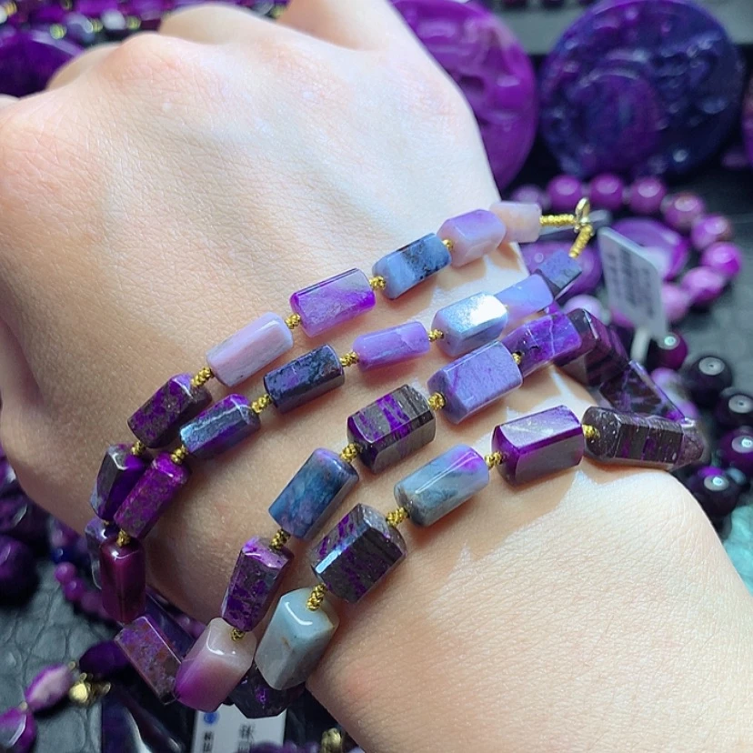 【闪购商品】18K金镶嵌苏纪石（舒俱来）项链