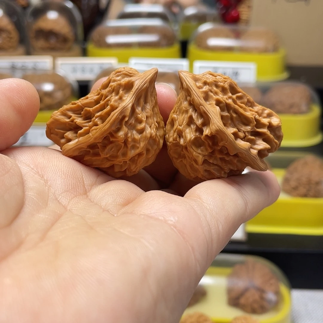 文玩核桃把件鸳鸯