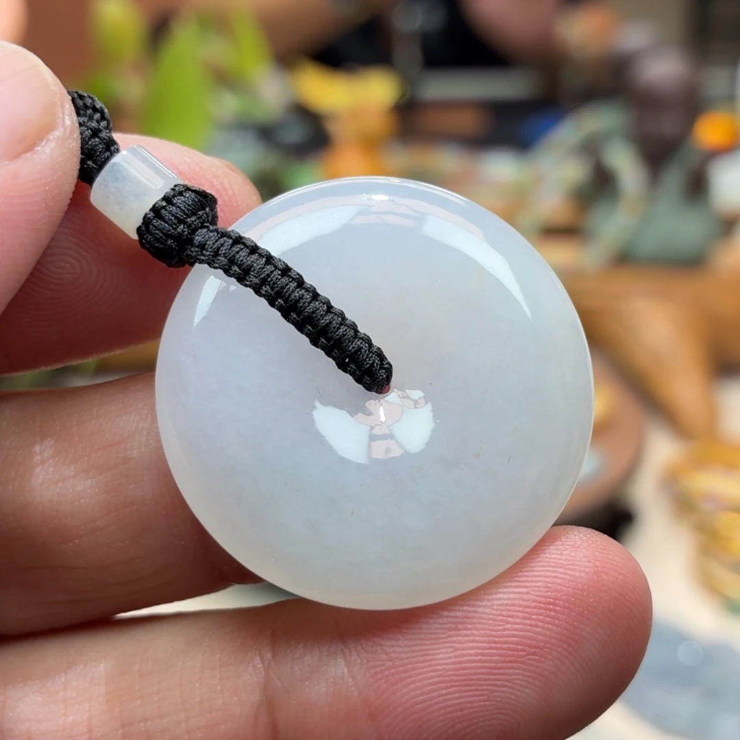 翡翠未镶嵌颈饰挂件
