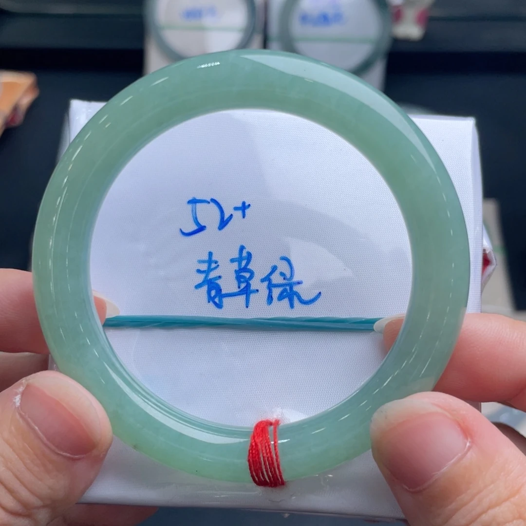 翡翠未镶嵌手镯翡翠手镯