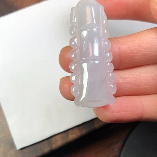 翡翠未镶嵌颈饰缅甸A货，每天下午1点半开播