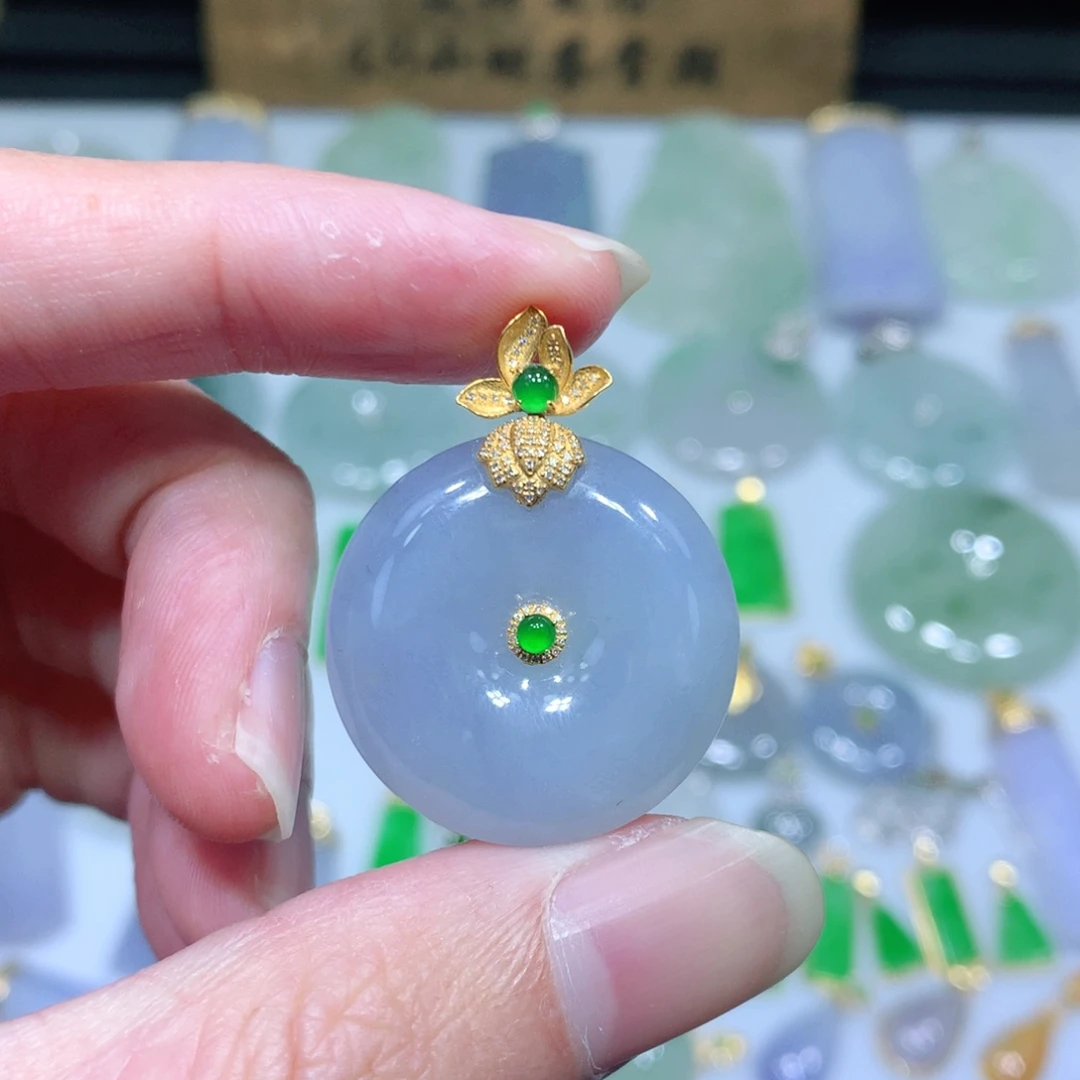 翡翠吊坠(不含链)18K金镶嵌