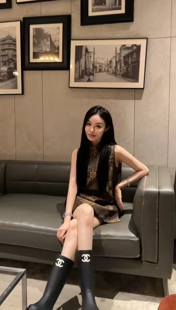 时尚设计师款大牌女装