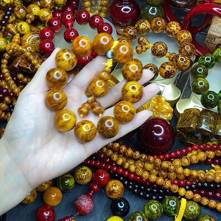 松木琥珀木文玩手串