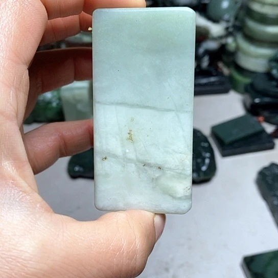 未镶嵌和田玉（糖玉）珠宝半成品短*帮
