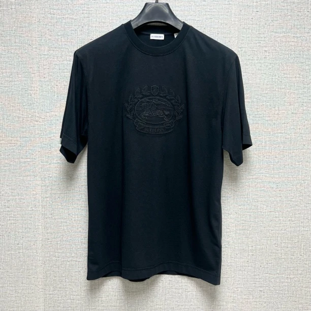 未使用 BURBERRY/博柏利 男士休闲短袖T恤/B5600