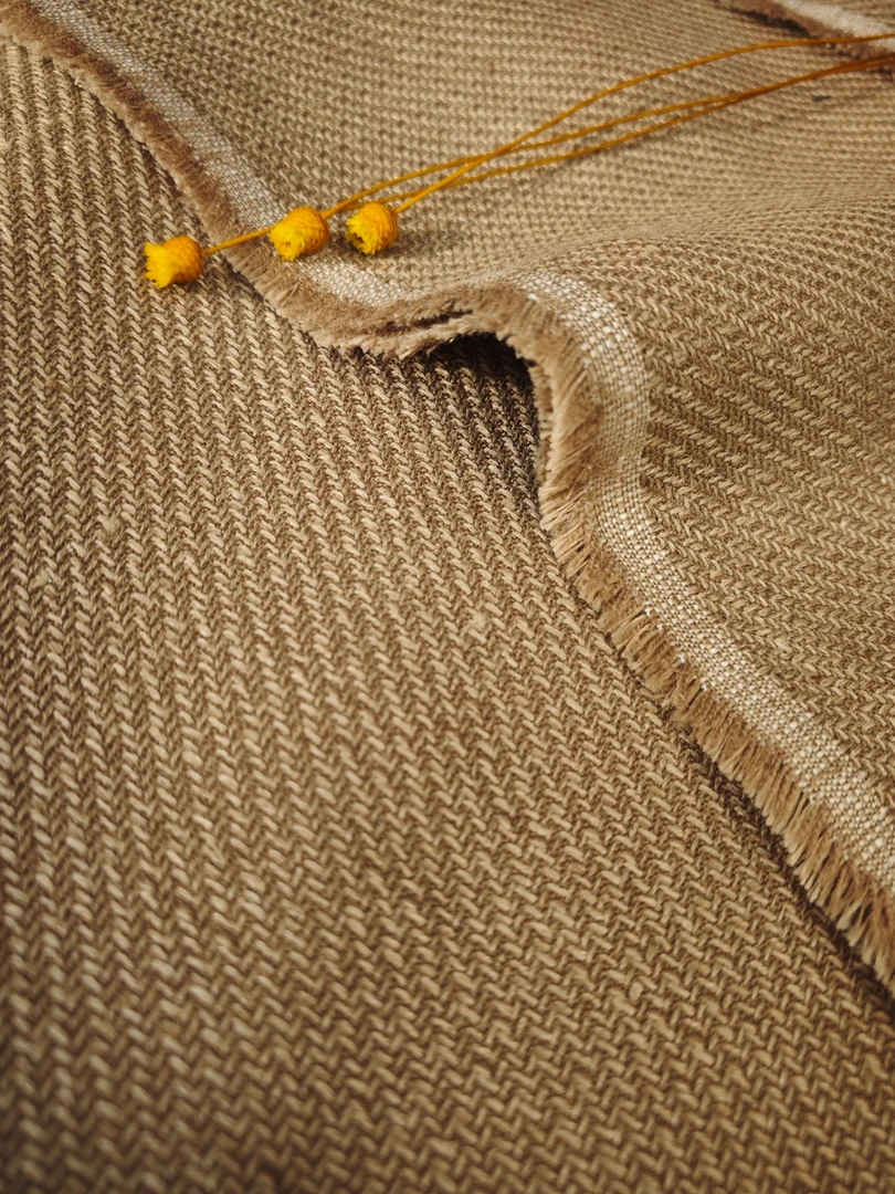 法国进口高端精纺羊毛亚麻面料9支【定制类不支持七天无理由】