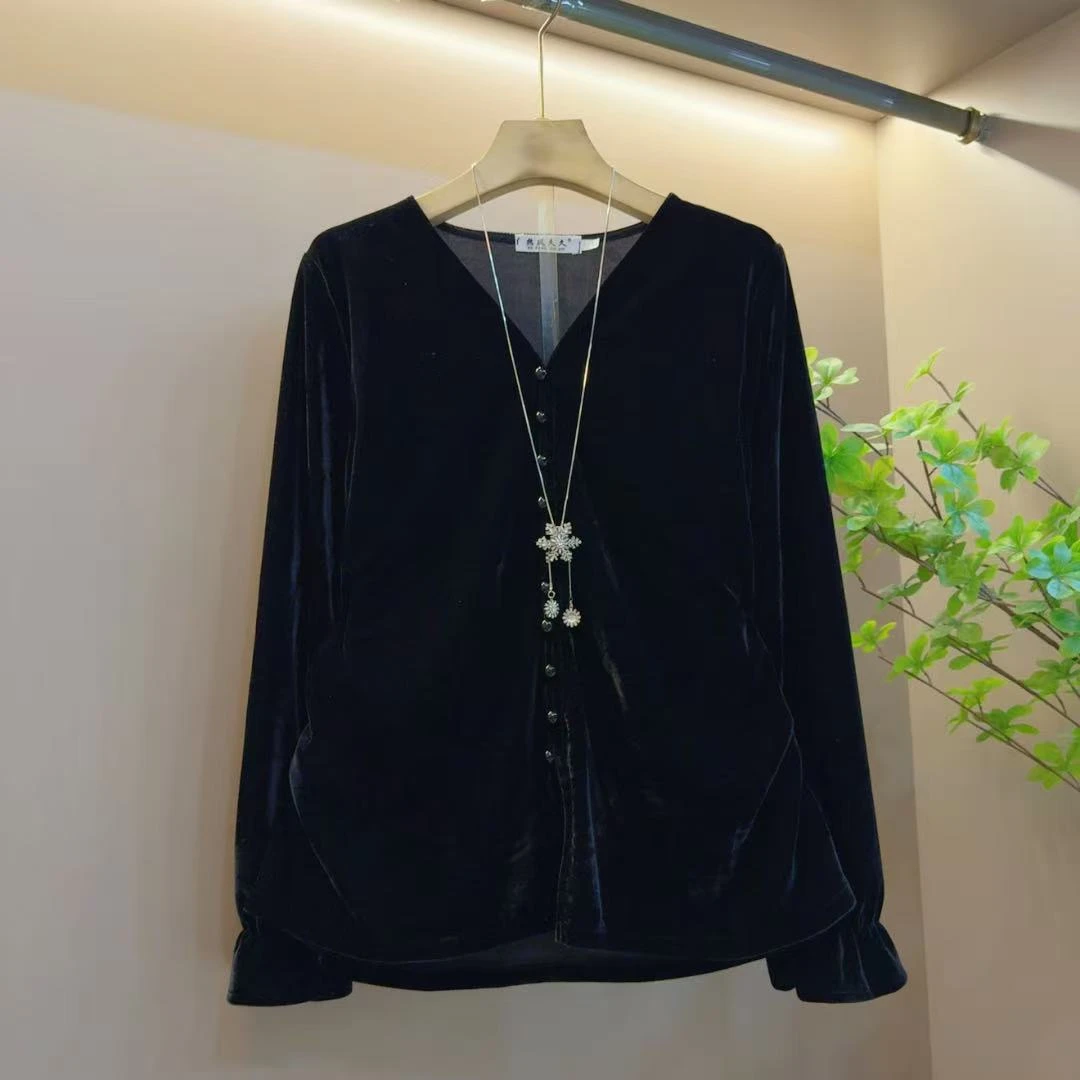 气质轻奢丝绒百搭V领时尚收腰设计显瘦上衣（长61左右）