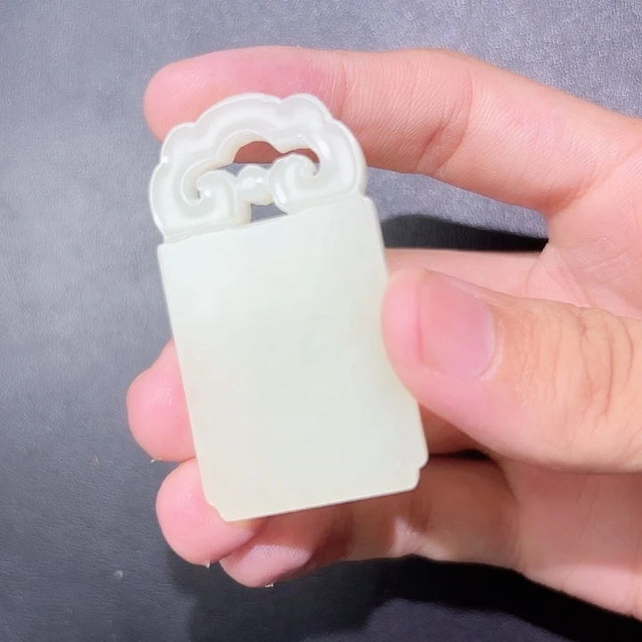 未镶嵌和田玉挂件