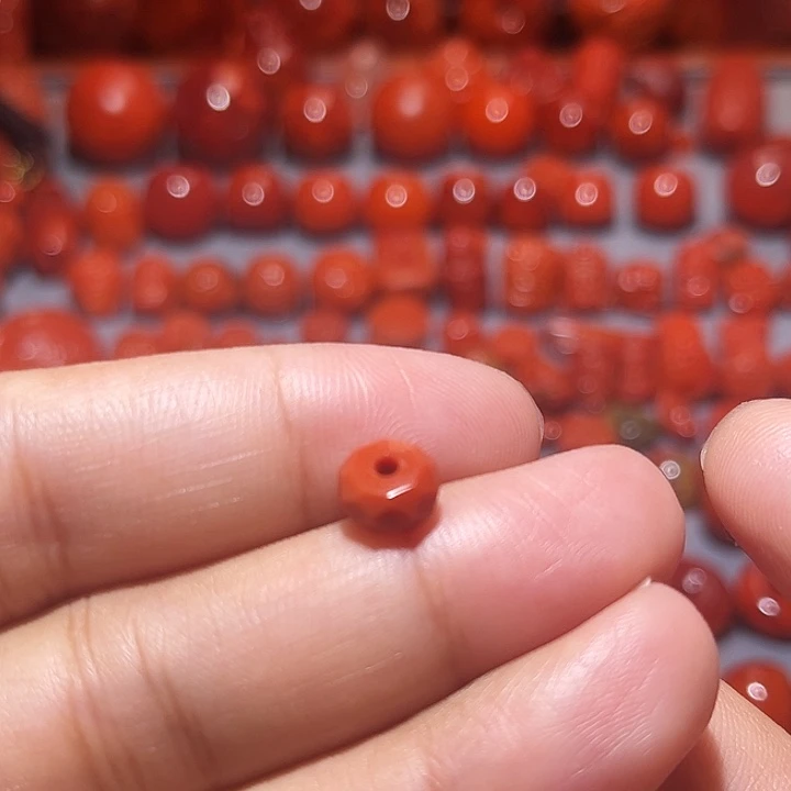 南红玛瑙未镶嵌配饰无相隔珠7.9mm