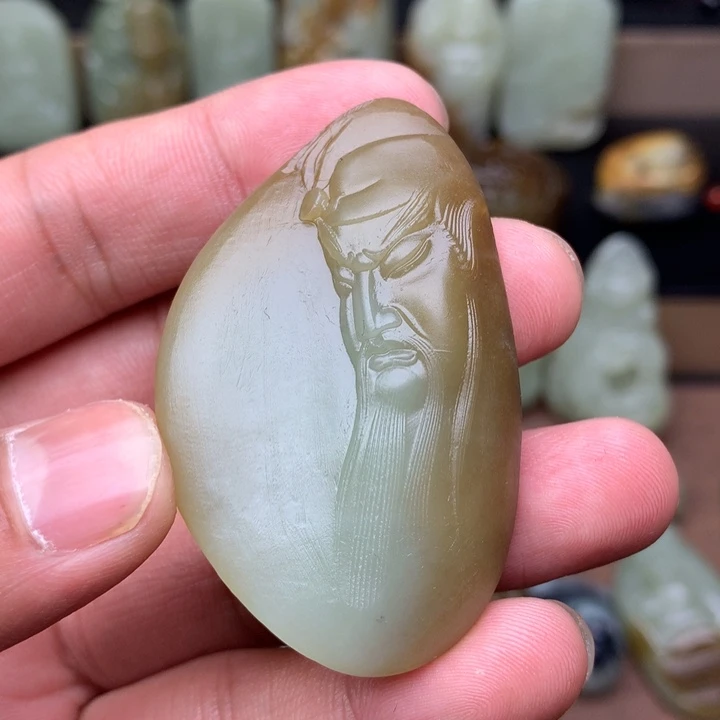 和田玉（糖玉）未镶嵌颈饰