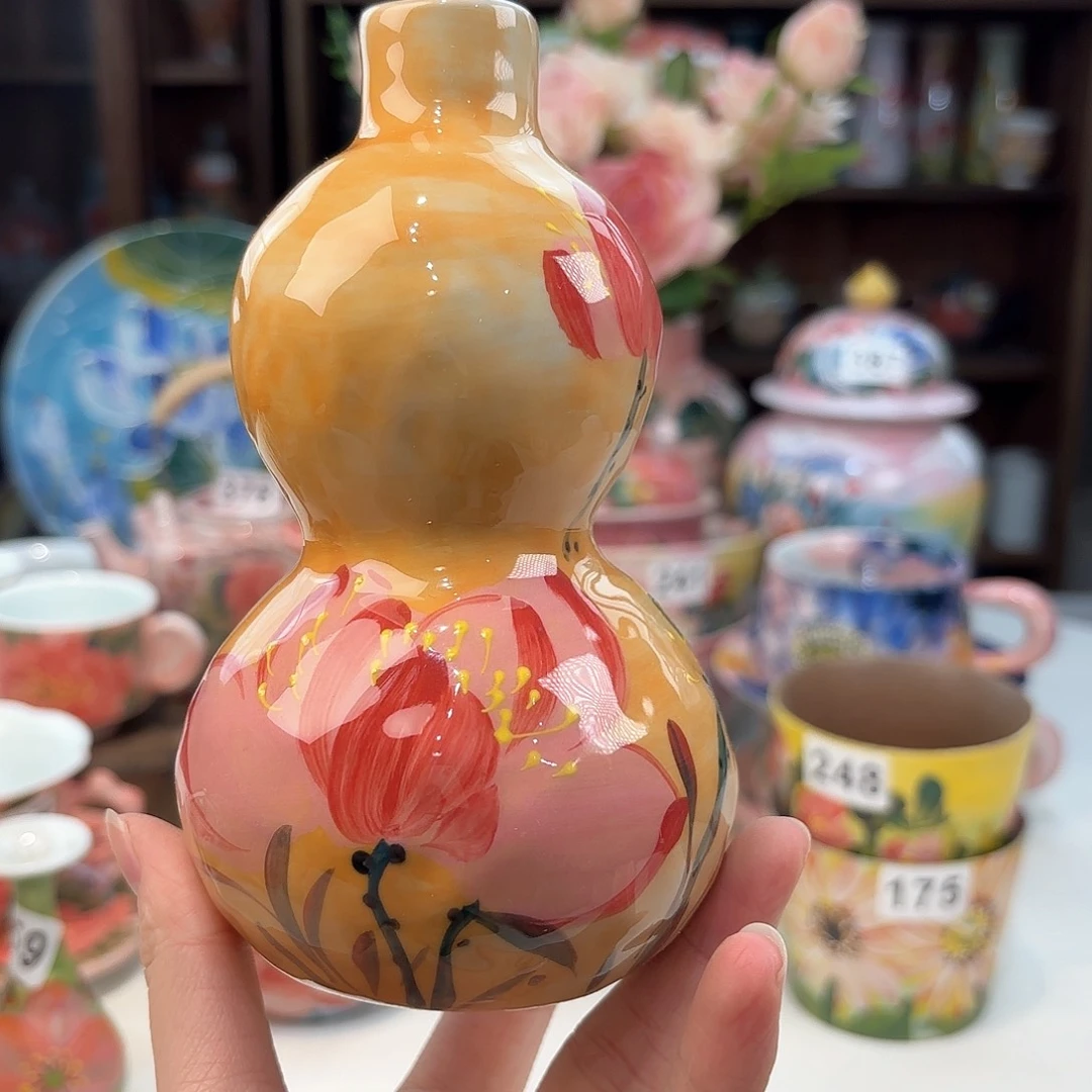 瓷片兔兔好可爱啊我