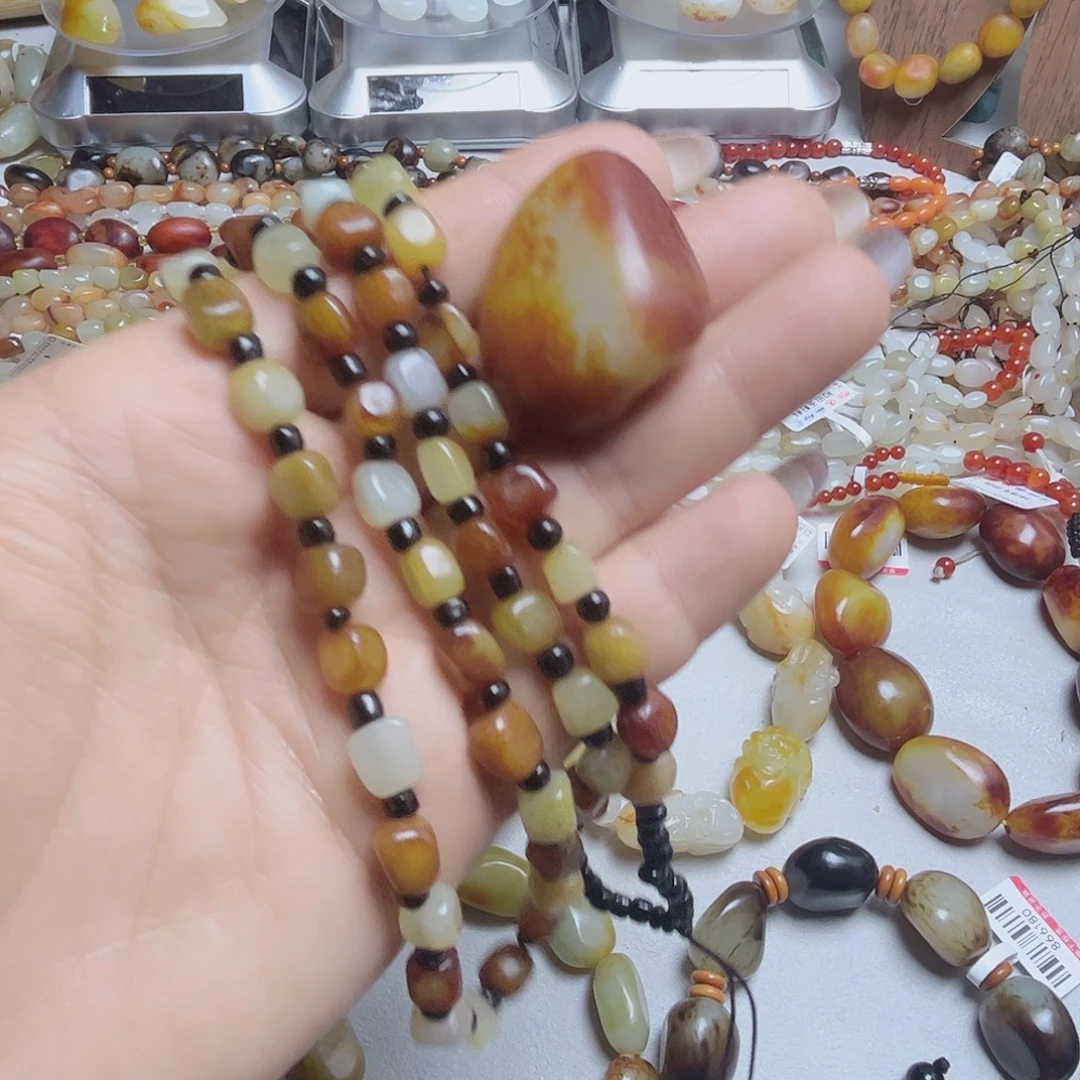 和田玉（糖玉）未镶嵌手链