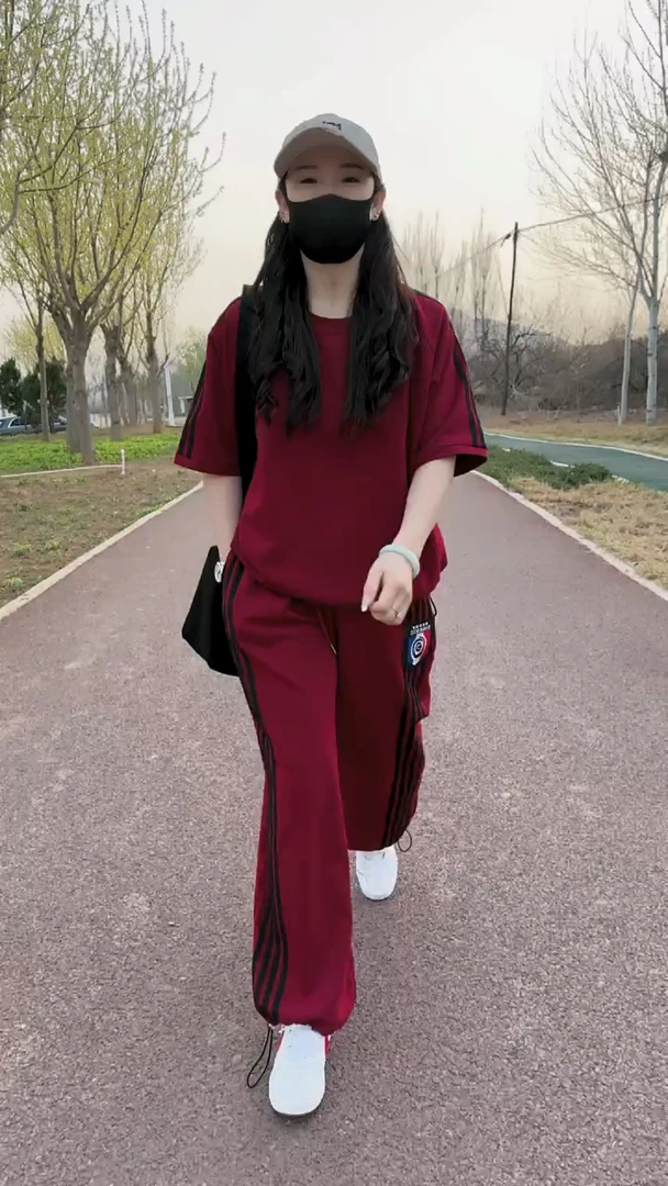 欧货时尚运动服两件套女夏季宽松显瘦休闲短袖卫衣束脚阔腿裤套装