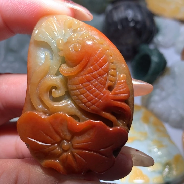 翡翠未镶嵌颈饰保真天然A货翡翠