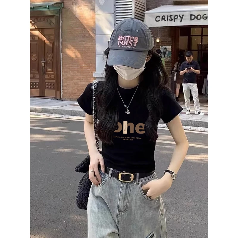 正肩圆领短袖t恤女2025新款短款黑色夏季设计感修身上衣洋气ins潮