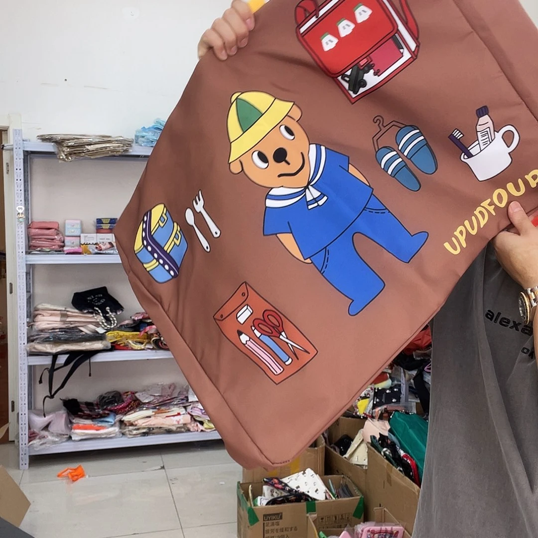 PU化妆包等各种产品