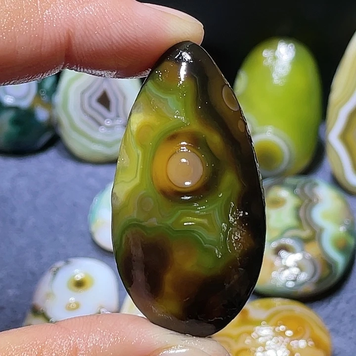 玛瑙/玉髓合金吊坠(不含链)