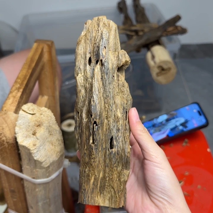 沉香碎屑沉香白棋块料145克