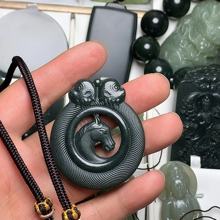 和田玉（青玉）未镶嵌颈饰