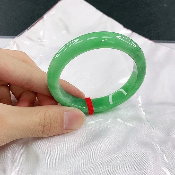 翡翠未镶嵌手镯圈55.4。14066