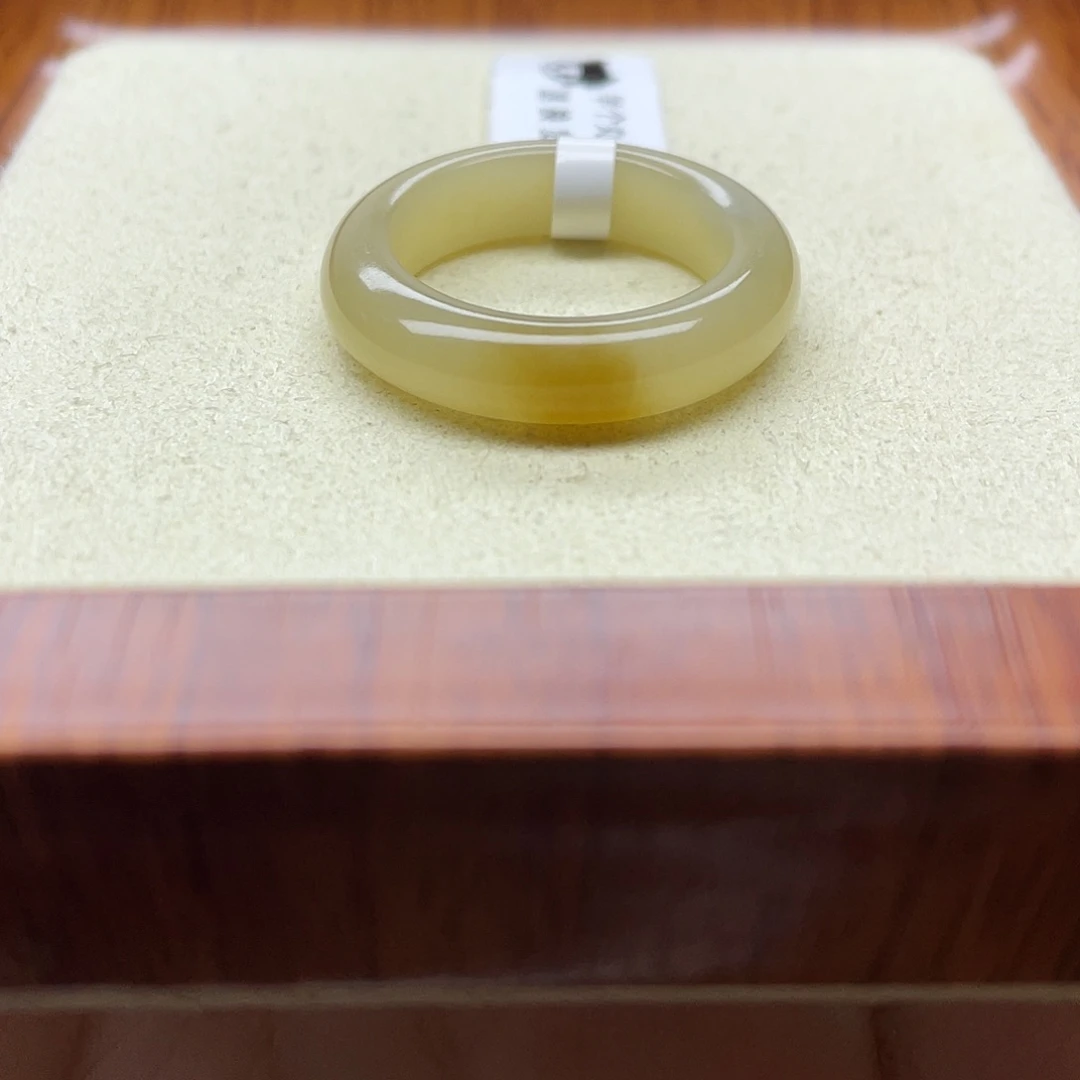 和田玉戒指未镶嵌浅糖一口糖20号