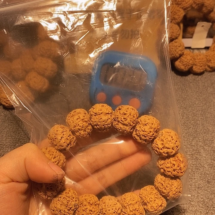 金刚菩提手串热**溢是的
