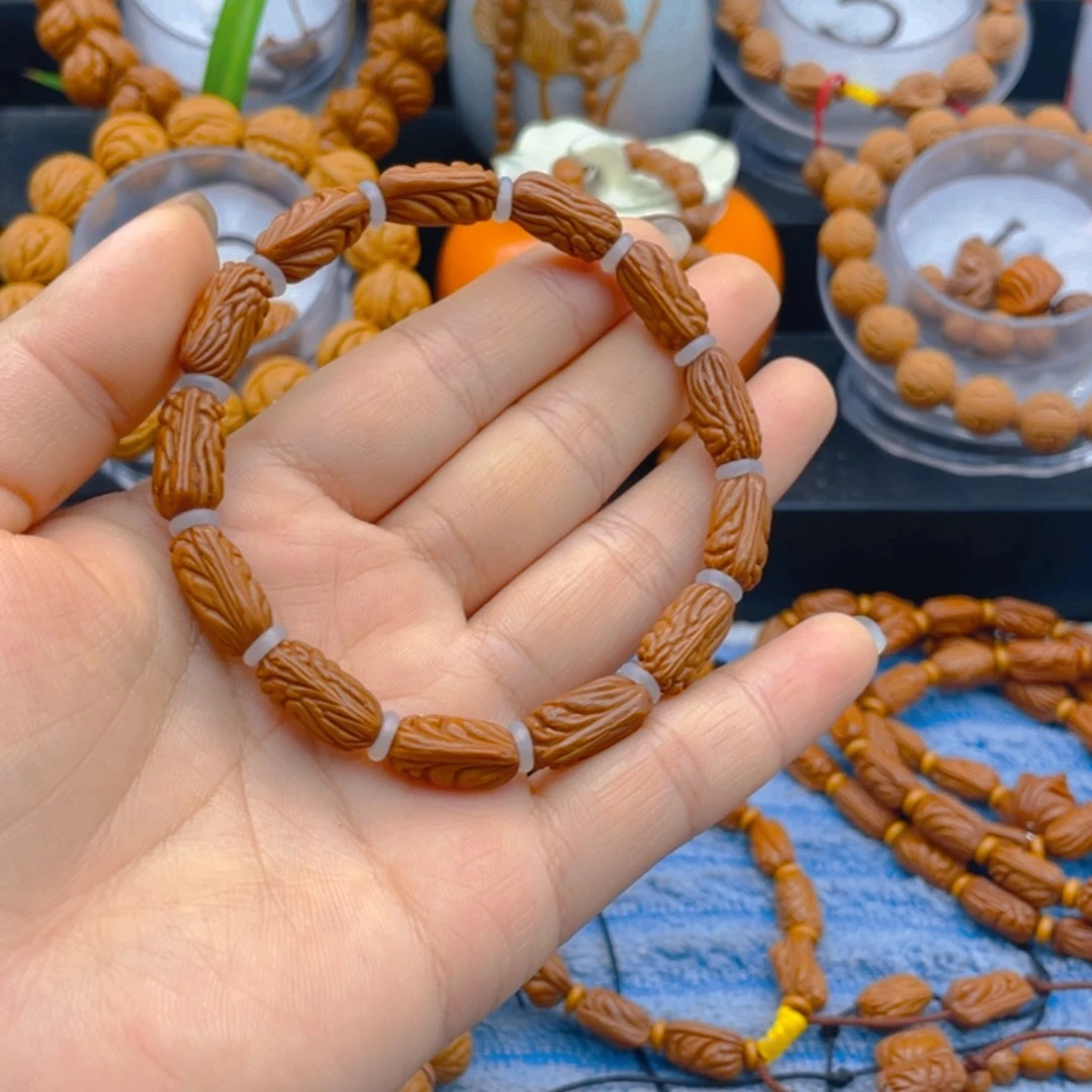 乐***吕红红火火。红红火火