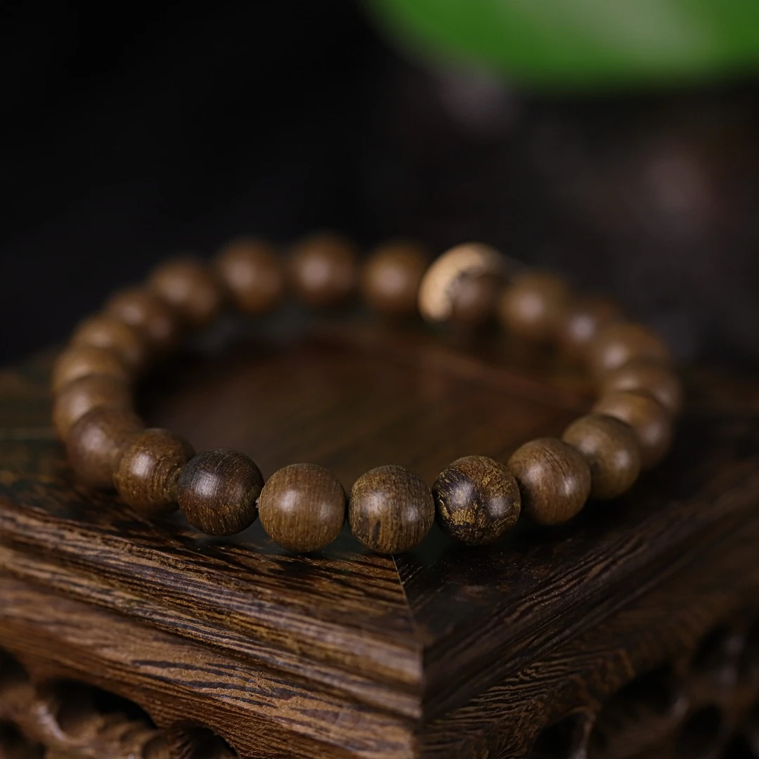 【沉水级】#137印尼加亚布拉天然野沉香手串0.9cm约8.5g