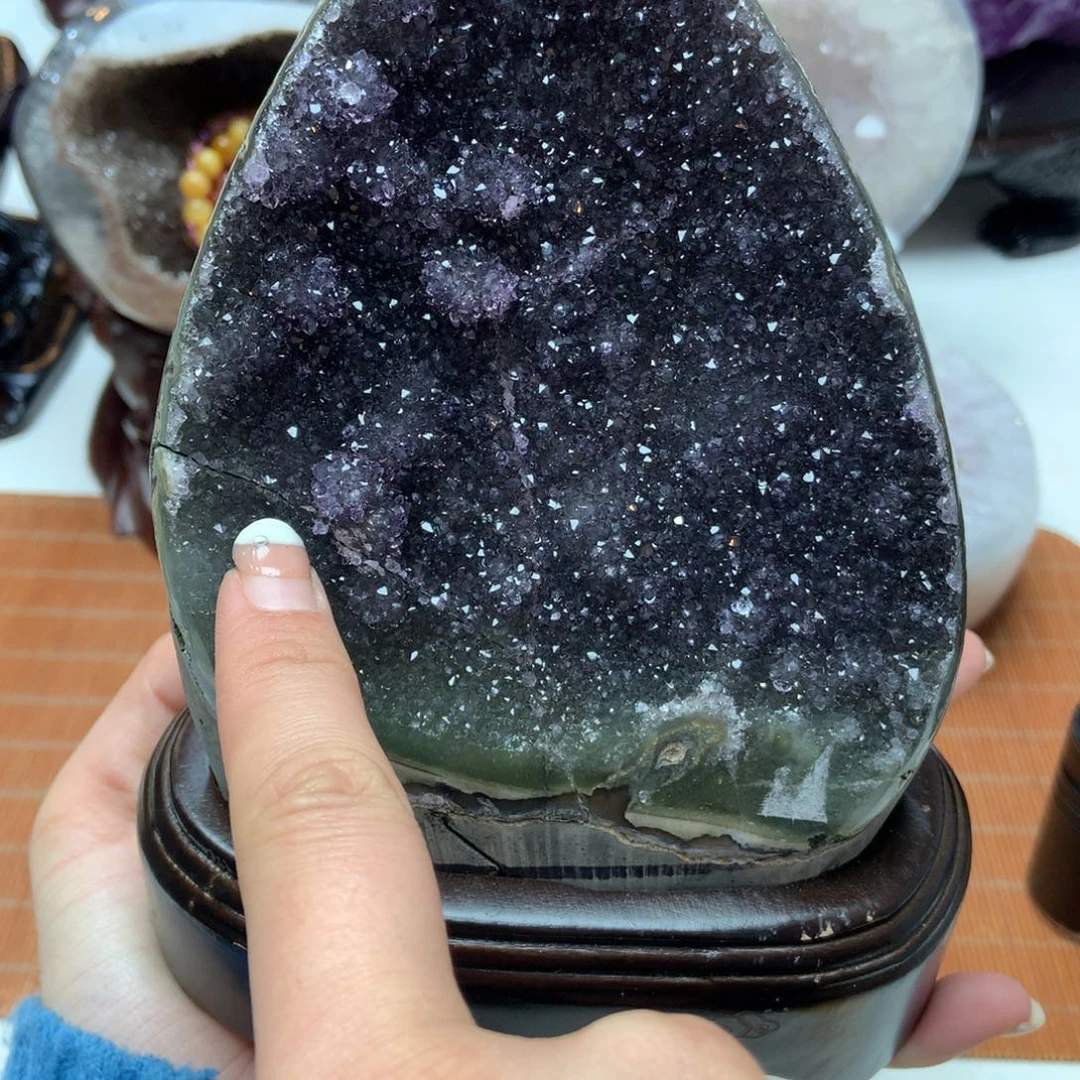 【闪购商品】水晶大型摆件（非配饰）未镶嵌有裂痕