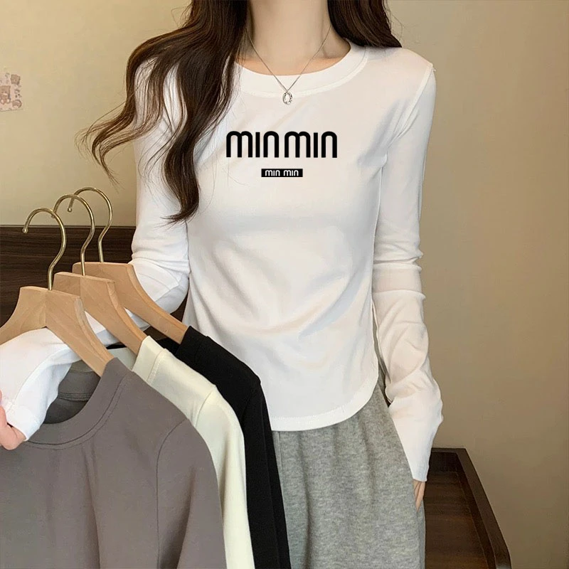 纯色正肩长袖t恤女2025年秋季新款弧形下摆设计修身显瘦打底衫ins