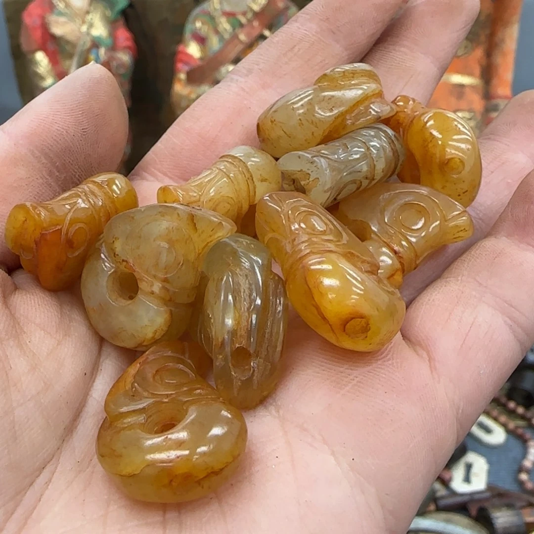 未镶嵌和田玉（糖玉）挂件