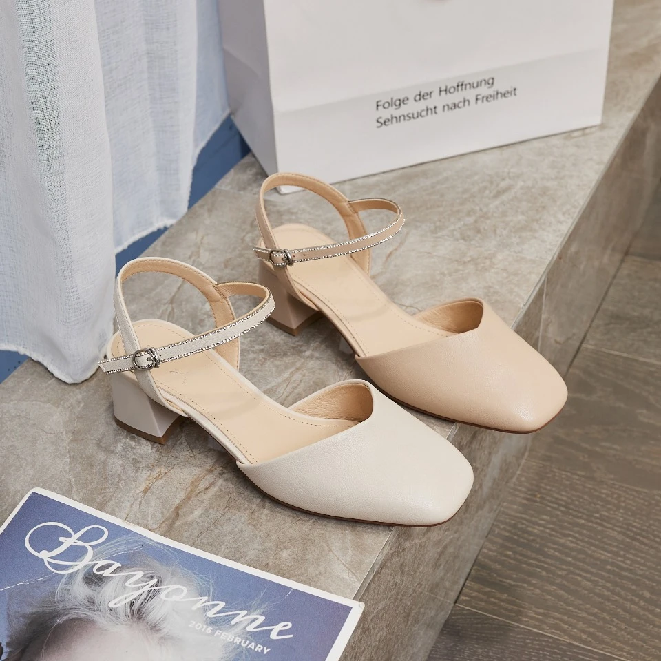 TALIA/特丽雅时尚百搭粗跟中跟ol仙女风玛丽珍时装凉鞋94527030K