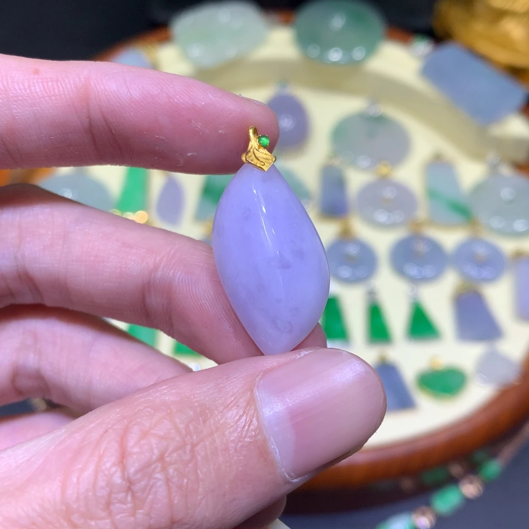 翡翠吊坠(不含链)18K金镶嵌