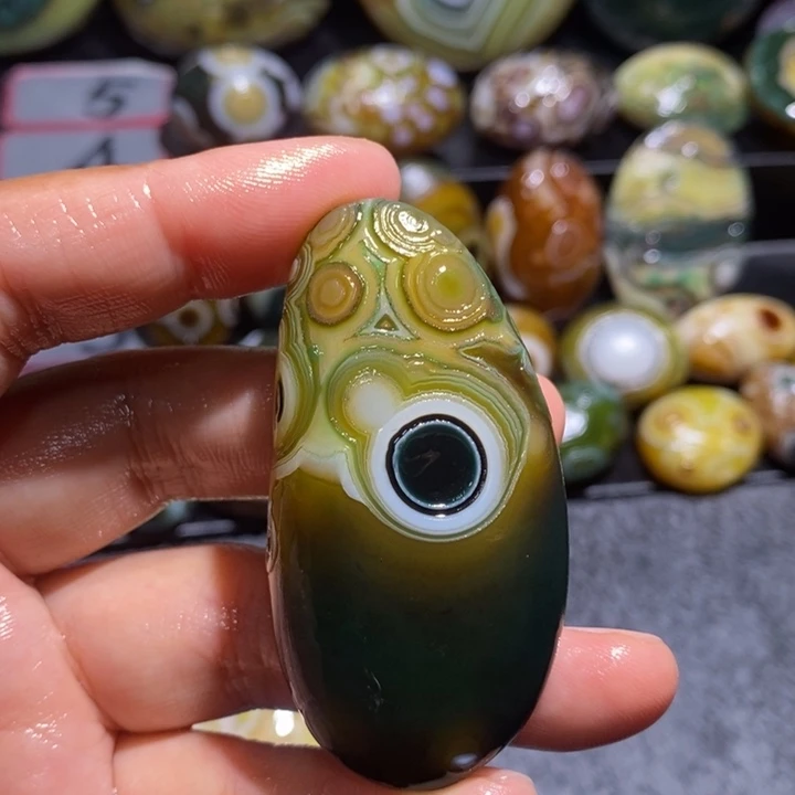 玛瑙/玉髓未镶嵌珠宝半成品30