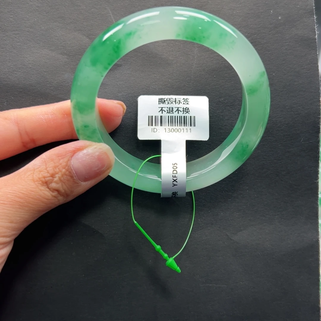 石英质玉未镶嵌手镯+玲玲56