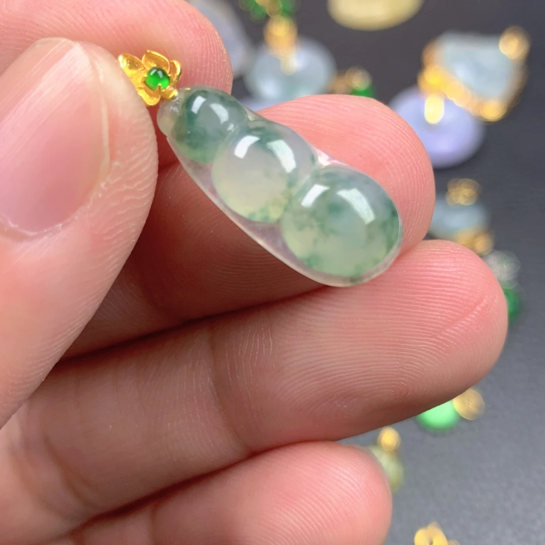 【闪购商品】颈饰18K金镶嵌翡翠翡翠