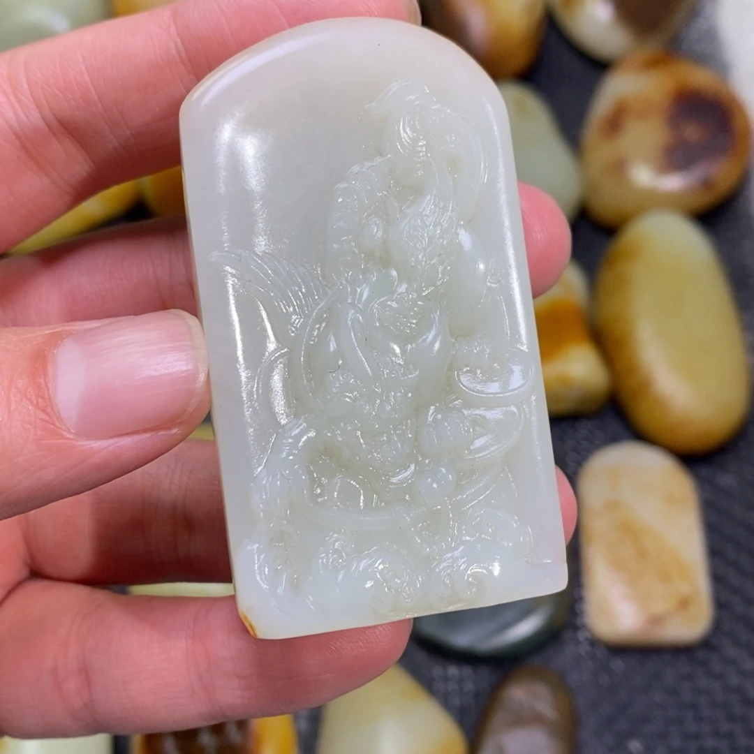 相***！定制和田玉未镶嵌和田玉