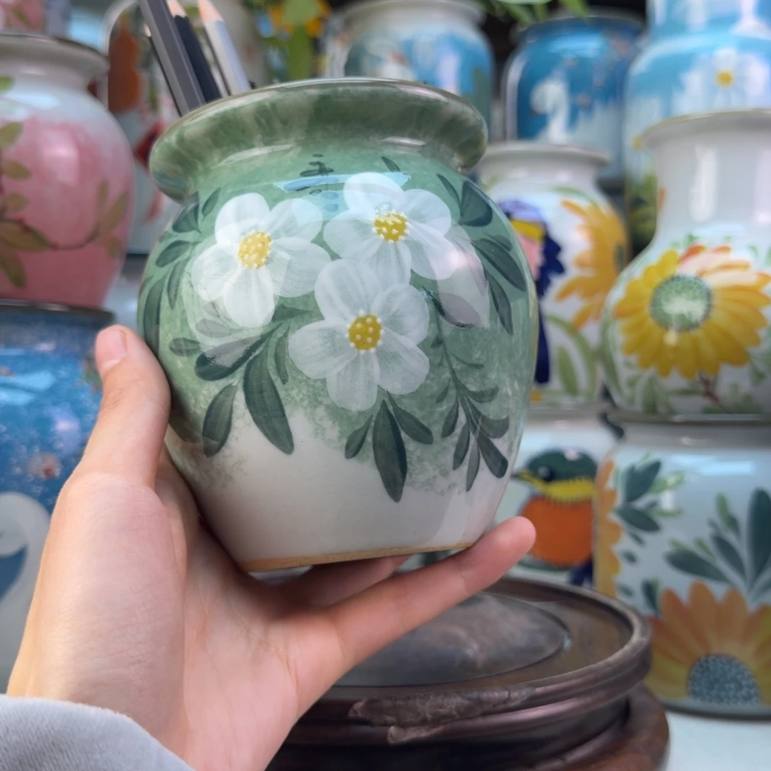 景德镇纯手绘陶瓷花瓶