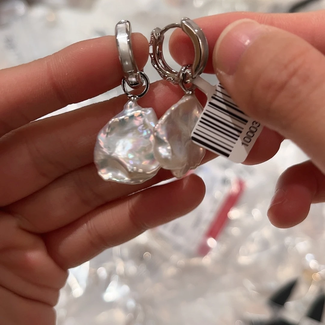 淡水珍珠耳饰合金