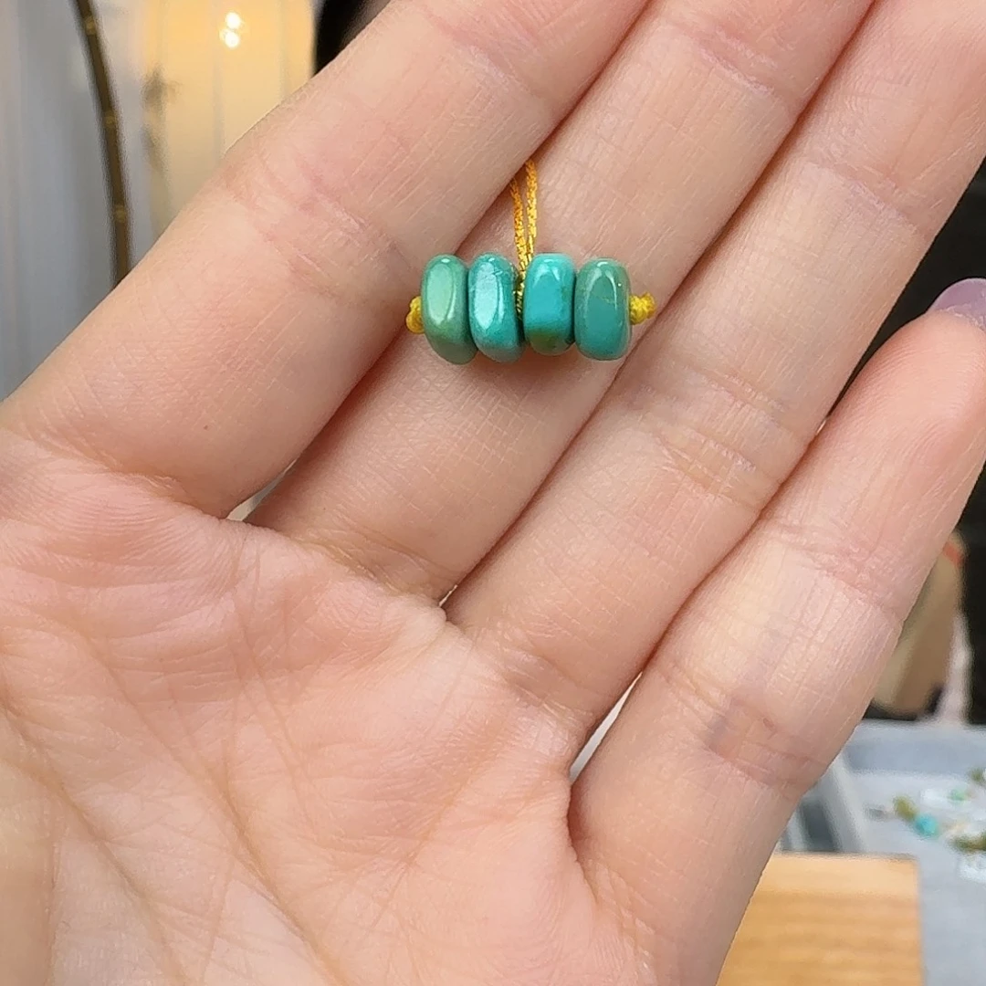 绿松石未镶嵌挂件