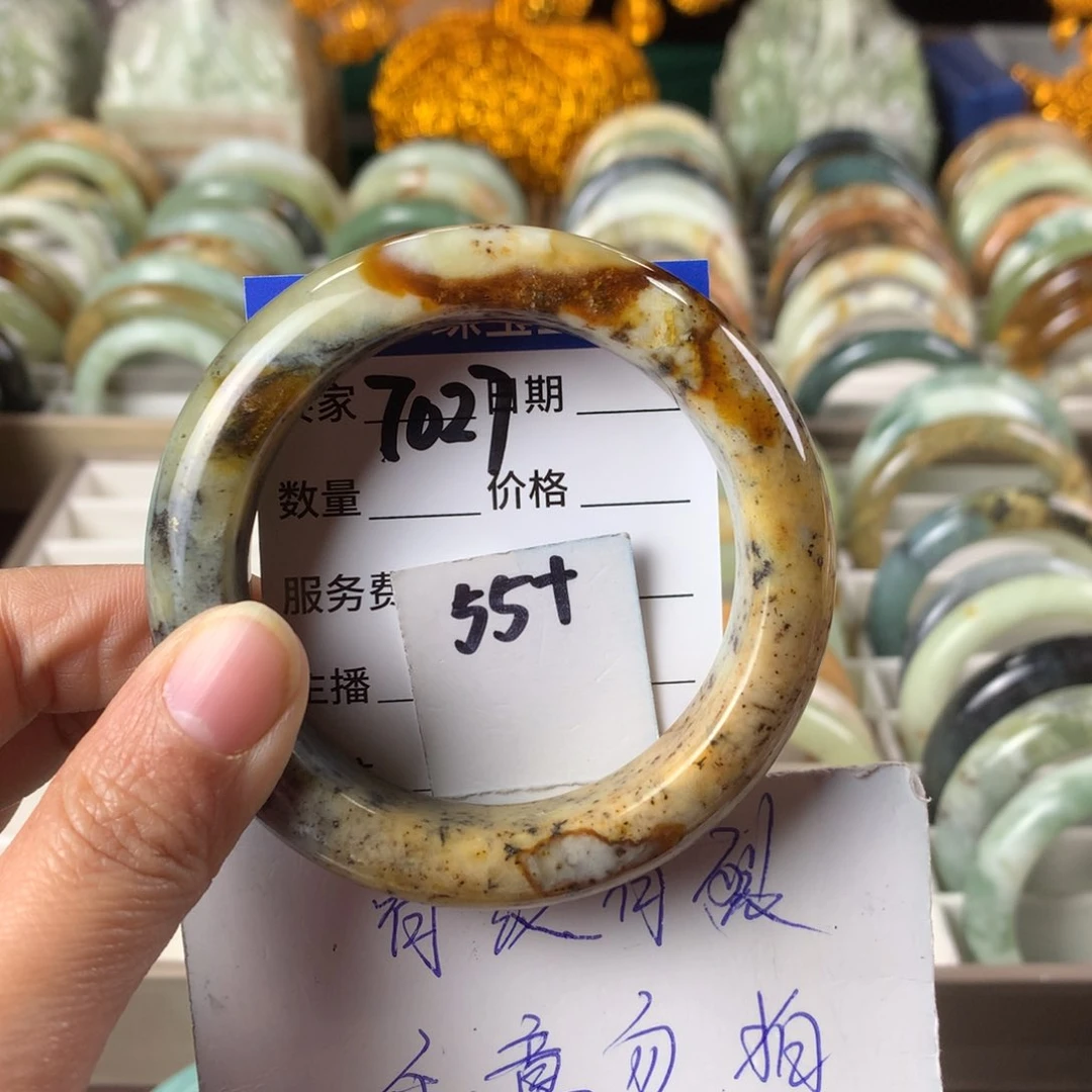 蛇纹石玉手镯未镶嵌7027