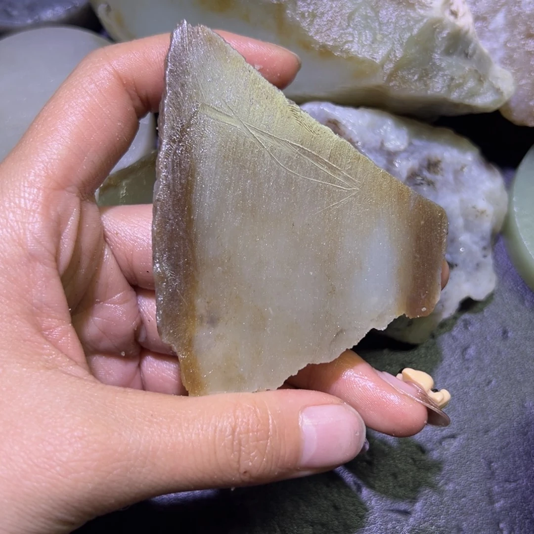 和田玉未镶嵌珠宝半成品