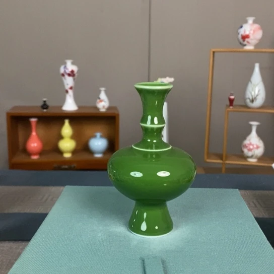 摆件景德镇瓷器博物研究基地