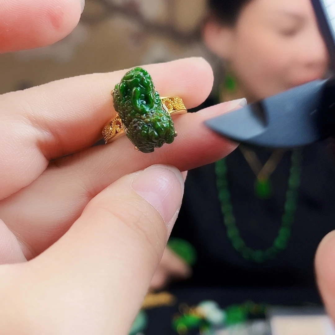 翡翠银S925镶嵌颈饰戒指