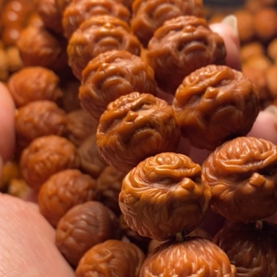 W***J猴头核桃手串大圣归来