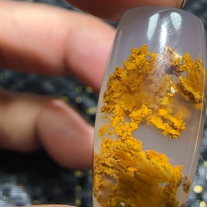 秦***韵玛瑙/玉髓未镶嵌吊坠