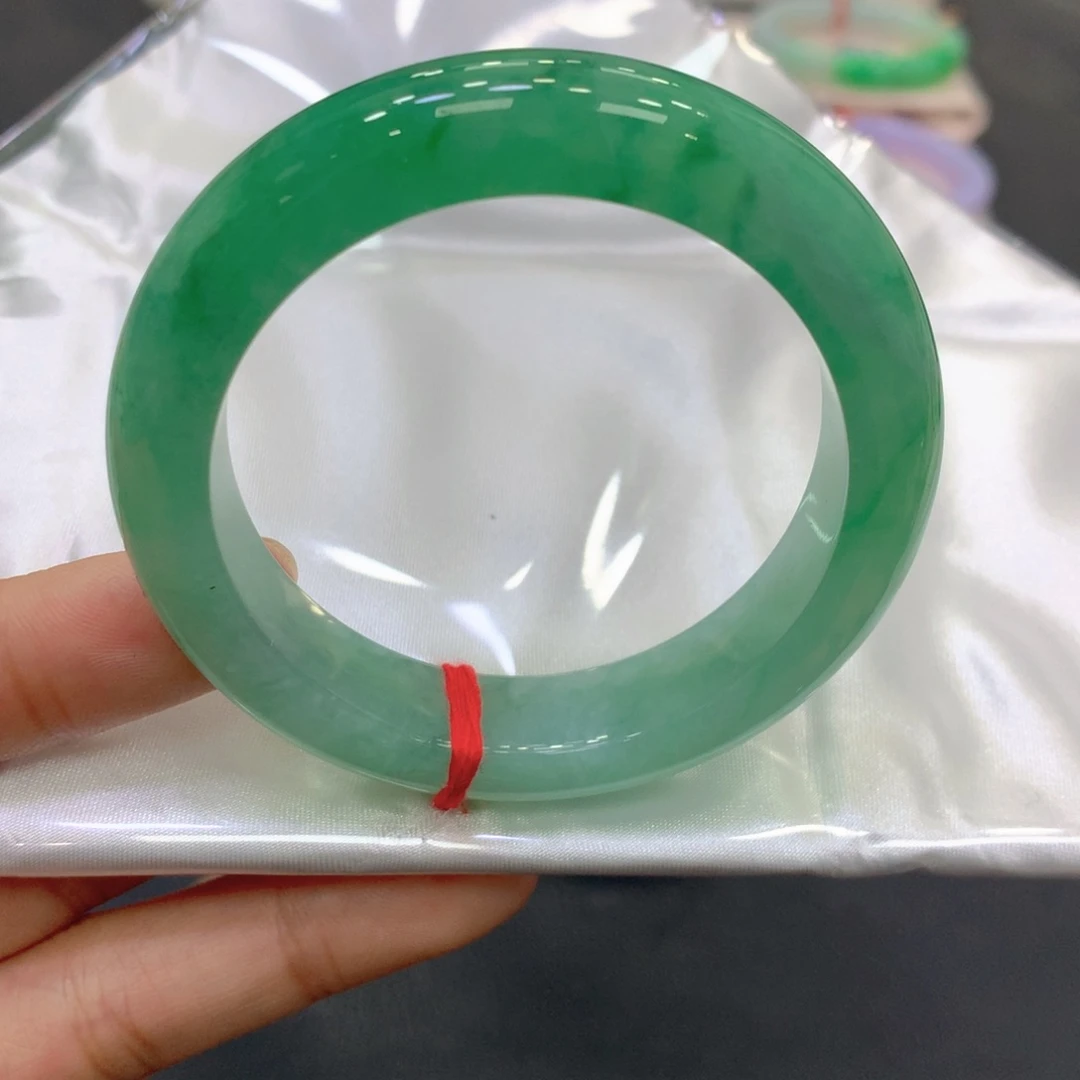 翡翠未镶嵌手镯翡翠42